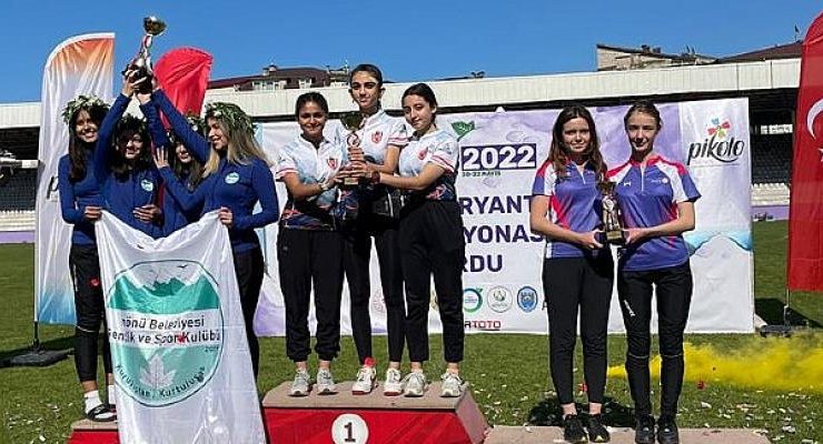 Oryantiringde Türkiye Şampiyonu İnegöl Belediyespor