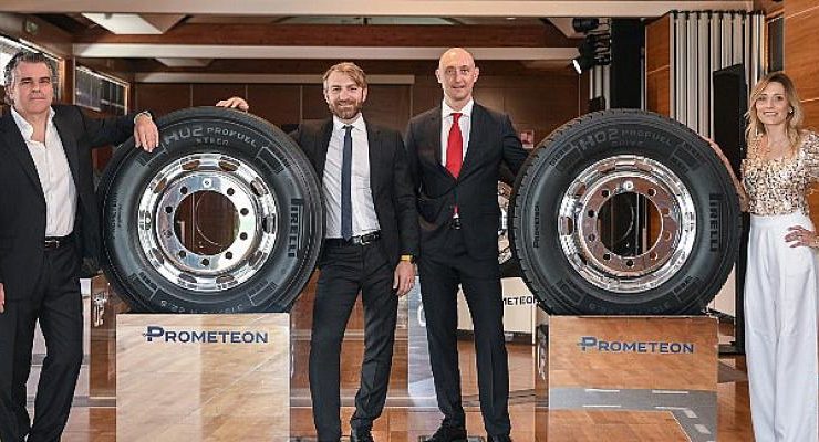 Prometeon 02 Serisi lastiklerini tanıtırken Toprak Razgatlıoğlu sponsorluğunu açıkladı