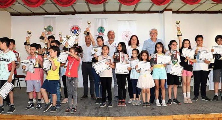 Satrançta büyük buluşma Birgi’de yaşandı