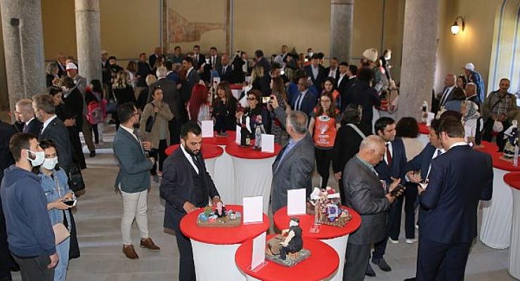 Türk Dil Bayramı ve Yunus Emre’yi Anma Etkinlikleri Coşkuyla Kutlanıyor