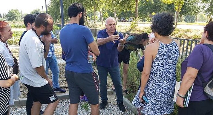 Efes Tarlası Yaşam Köyü’nde Eğitimler Devam Ediyor
