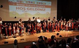 Gül Kreş Adası’nın Minikleri Mezun Oldu