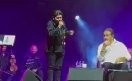 İmparator’un Almanya Konserinde Cansever Sürprizi