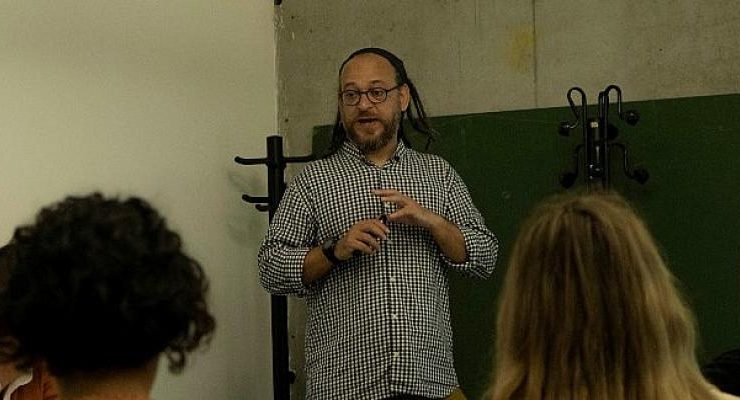 İstanbul Bilgi Üniversitesi “Gelişmekte Olan Ülkelerde Spor ve Kalkınma” başlıklı seminer düzenledi