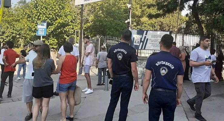 İzmir Büyükşehir Belediyesi’nden öğrencilere YKS desteği