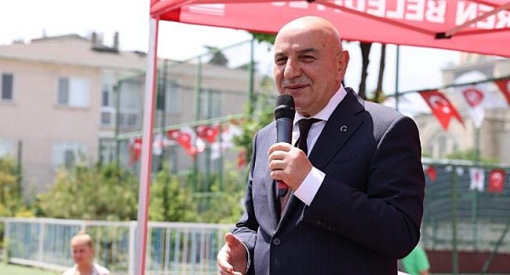 Keçiören Toygar Börekçi Ortaokulu’na Yeni Halı Saha