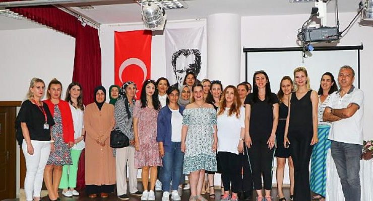 Mutlu Gebe Okulu’nda Sertifikalar Sahiplerini Buldu
