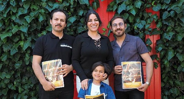 Neşet Ertaş Filmine Yıldız Yağmuru: Garip Bülbül Neşet Ertaş