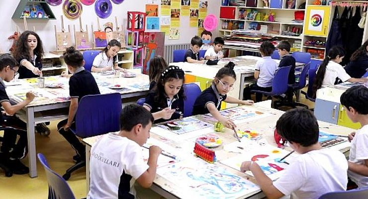 Pleksi Kabinler, Umut Projesiyle Sanat Eserine Dönüştü