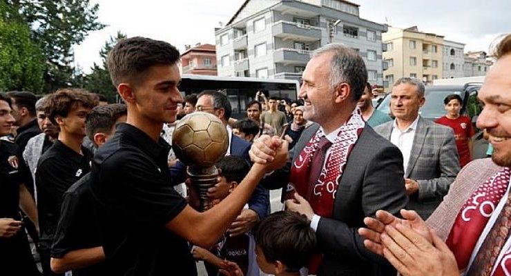 Şampiyona Coşkulu Kutlama