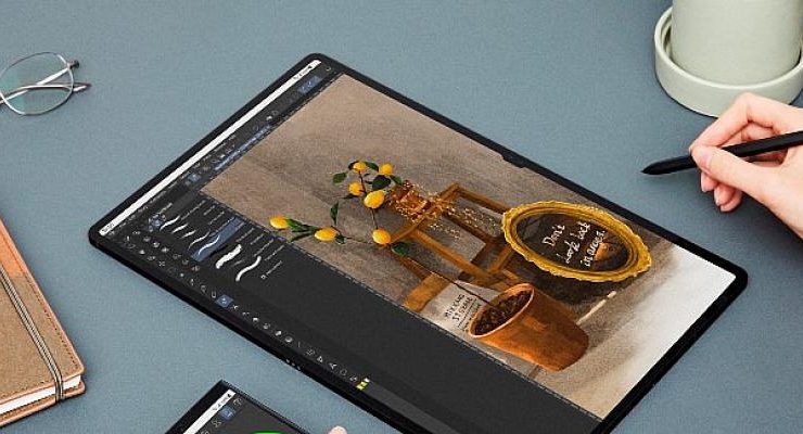 Samsung Galaxy Tab S8’in geniş ekranı, ‘S Pen’ ile tuvale dönüşüyor