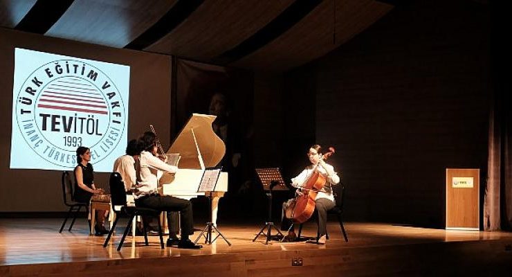 TEVİTÖL öğrencilerinden yılsonu konseri