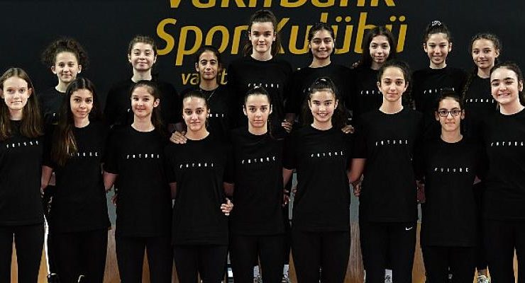 Tüm yaş gruplarında tek şampiyon VakıfBank