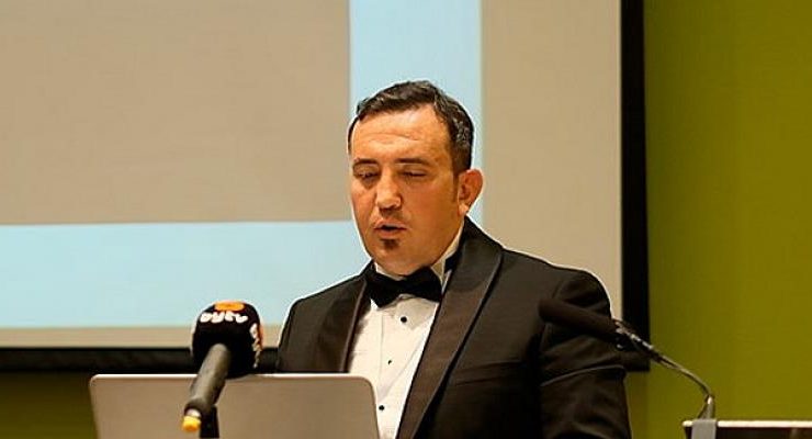 Türk profesör İngiltere’deki bilim insanlarını kendine hayran bıraktı