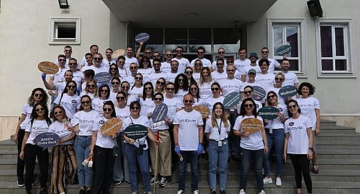 AbbVie Türkiye ve Allergan Aesthetics çalışanları çocukların eğitim koşullarını iyileştirmek için bir araya geldi