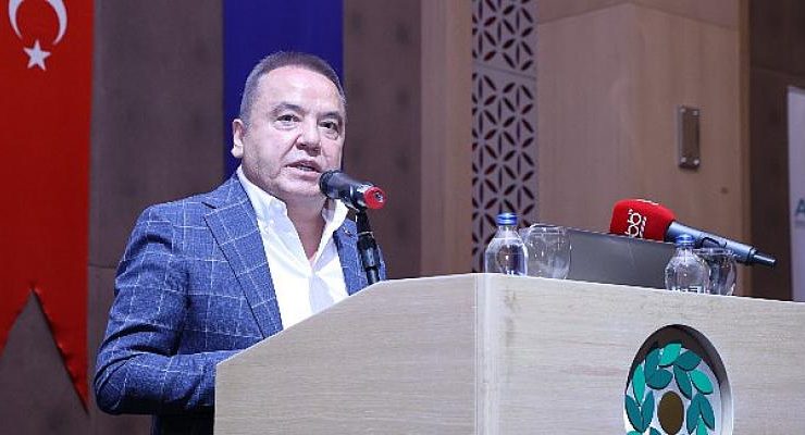 Antalya Büyükşehir Belediye Başkanı Muhittin Böcek Turizmcilerle Bir Araya Geldi
