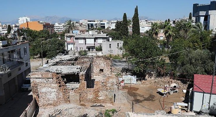 Büyükşehir, Antalya’nın tarihine sahip çıkıyor