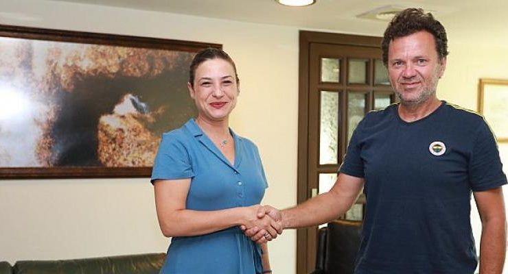 Efes Selçuk’ta Yüzme Bilmeyen Kalmayacak