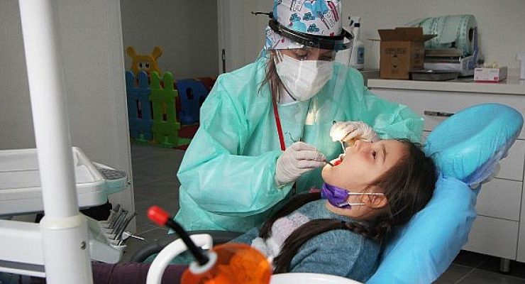 Karşıyakalı çocuklara ücretsiz diş sağlığı hizmeti