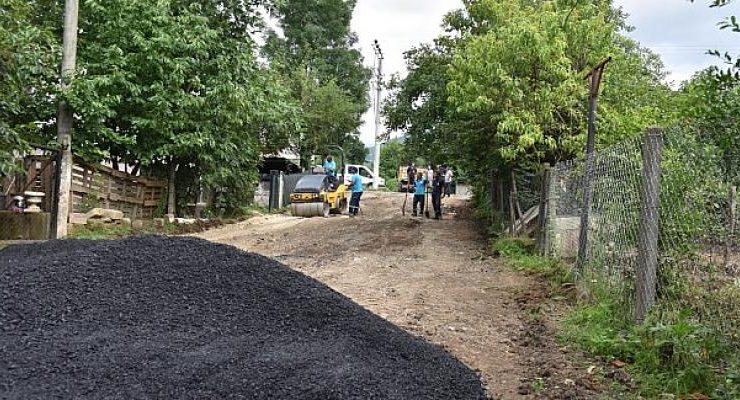 Kartepe’de 255 Ton Asfalt Serildi