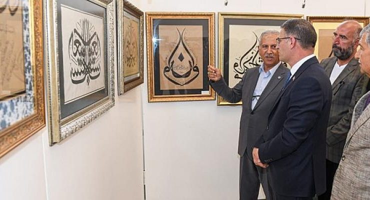 Van’da Hüsn-i Hat Sergisi Açıldı