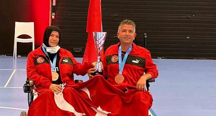 Bağcılarlı kardeş sporcular Hollanda’dan madalyayla döndü