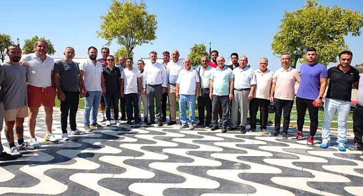 Bayraklı Belediyesinden amatör spor kulüplerine destek