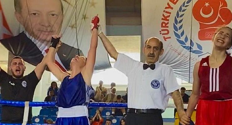Canikli Boksör Türkiye Şampiyonu