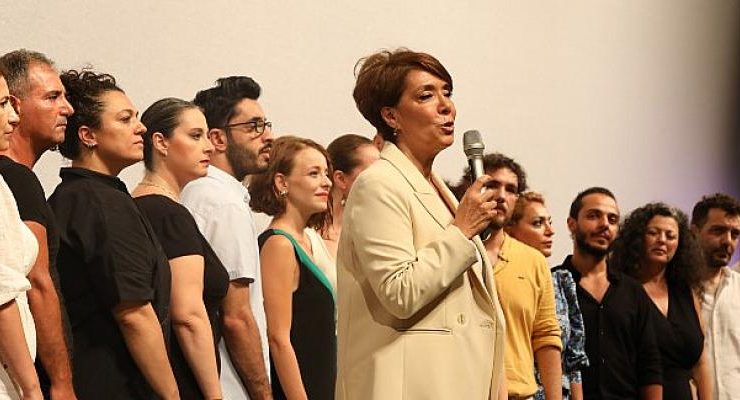 Harbiye Açık Hava Tiyatrosu’nun 75. Yılı Muhteşem Bir Geceyle Kutladı