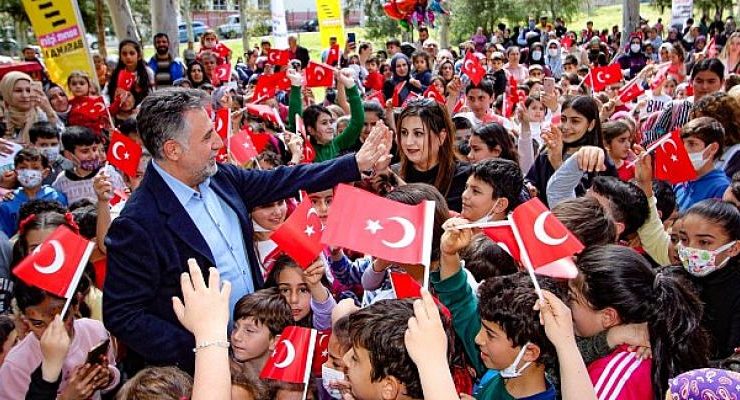 Haydi çocuklar şenliğe!  Bayraklı’da ‘Çocuk Korosu’ kuruluyor