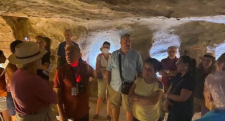 İspanya’dan Gelen Grup Tarihi Kayaşehir’i Gezdi
