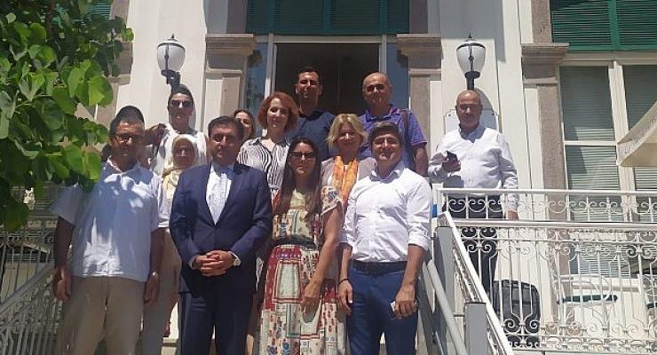 İzmir İl Milli Eğitim Müdürlüğü Mesleki Gelişim Çalışmalarına Aralıksız Devam Ediyor