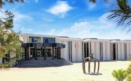 KKTC’nin en çok tercih edilen üniversitesi Yakın Doğu Üniversitesi oldu!