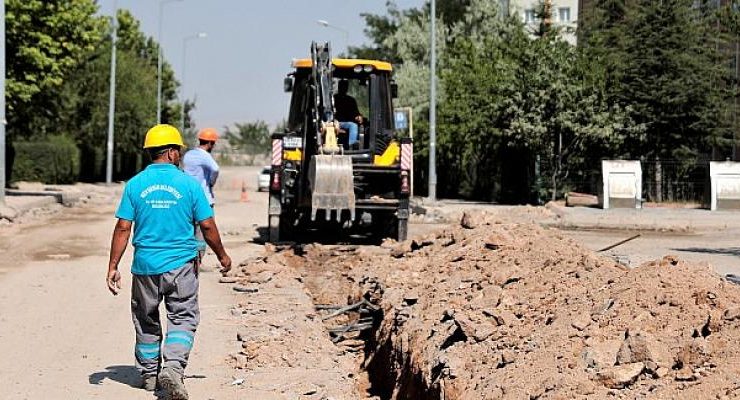 Nevşehir  2000 Evler Toki’de İçme Suyu Hattı Yenileniyor
