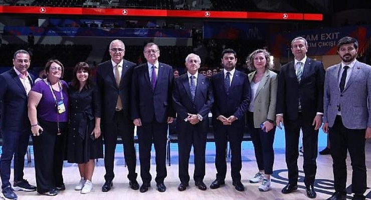 Türk Voleybolu Gururlandırmaya Devam Ediyor