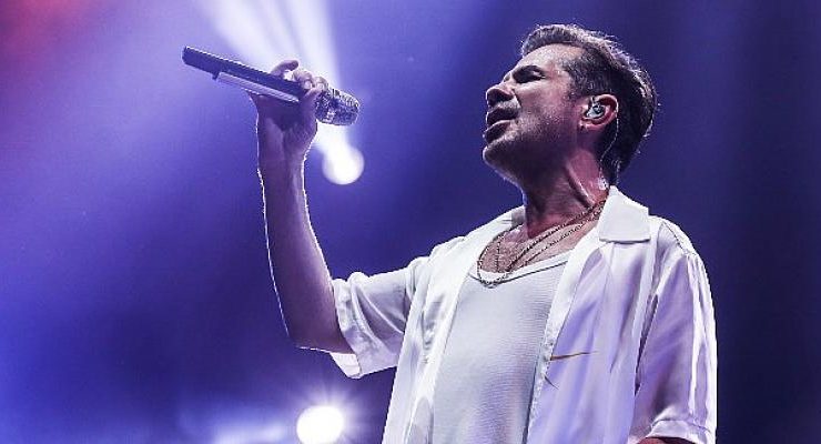 Türkiye’nin İlk Ödüllü Açıkhava Mekanı Turkcell Vadi’de Yıldızlı Geceler Konser Serisinde  Kenan Doğulu’dan Müzik Şöleni