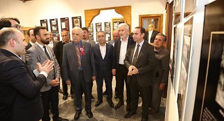 Atatürk’ün Hayatını Anlatan Sergi İnegöl Kent Müzesinde İzlenime Sunuldu