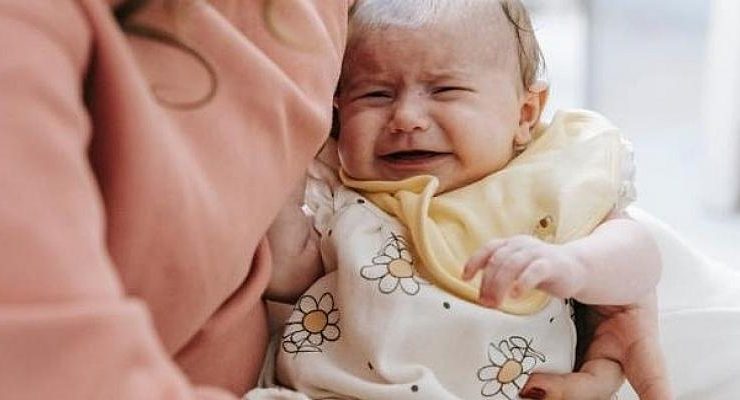 Bebeklerde Gaz Sancısının Nedeni Besin Alerjisi Kaynaklı Olabilir