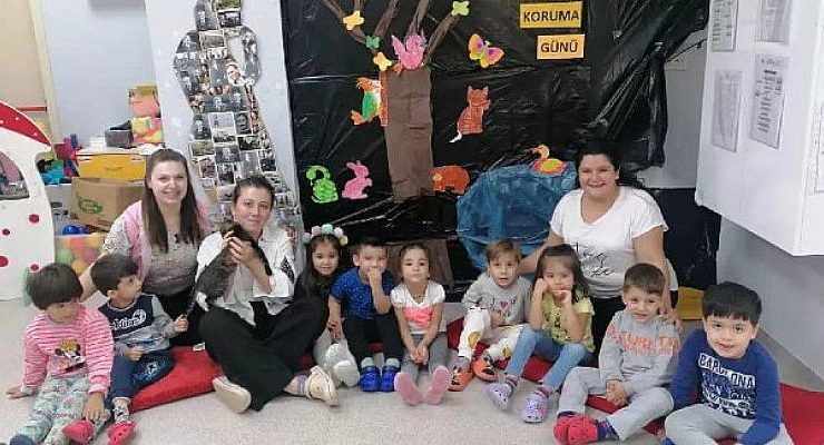 Minik Kalplere Hayvan Sevgisini Aşılıyoruz