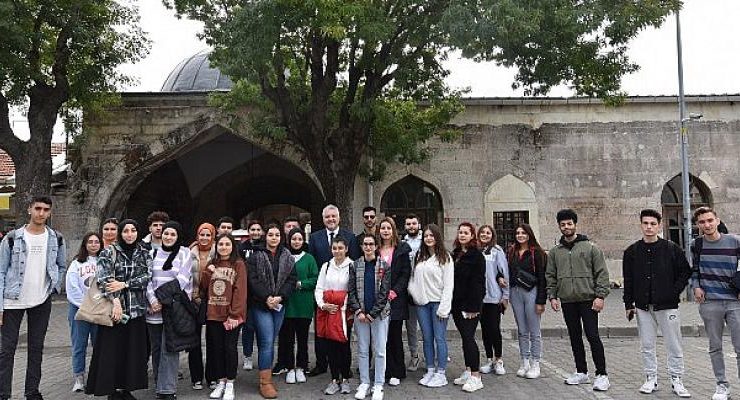 Üniversitelilere Lüleburgaz turu