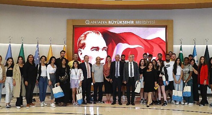 Antalya Büyükşehir Berlin’den gelen gençleri ağırladı