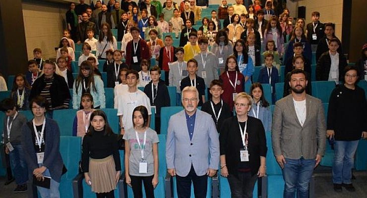 Çocuk Meclisi’nin yeni Başkanı Özlem Yılmaz