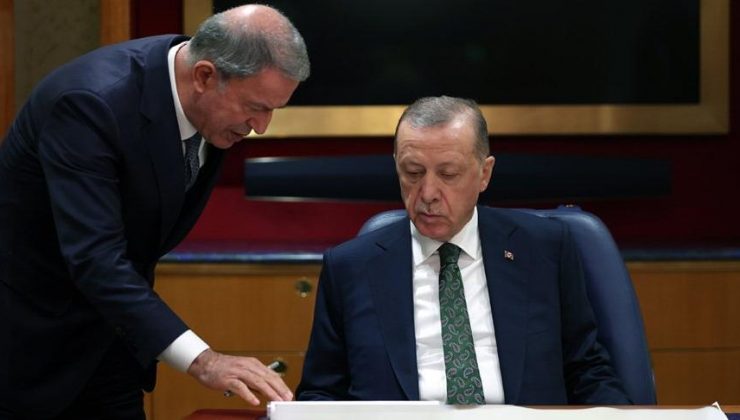 Cumhurbaşkanı Erdoğan, Bakan Akar’dan harekat hakkında bilgi aldı
