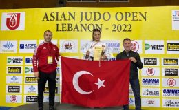 Hatice Vandemir, Asya Açık Turnuvası’nda altın madalya kazandı