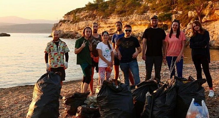 Rus Aktivistlerden Seferihisar’da Örnek Çevre Hareketi