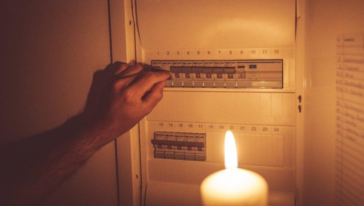 2021’de 356 bin 488 abonenin elektriği kesildi