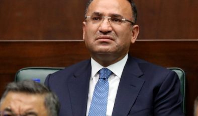 Adalet Bakanı Bekir Bozdağ’dan Kılıçdaroğlu’na “yürüyüş” cevabı