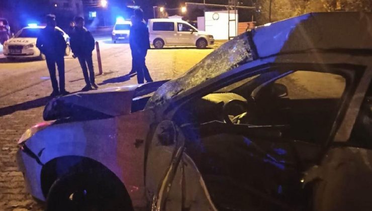 Feci kazada komiser yardımcısı hayatını yitirdi, oğlu yaralı