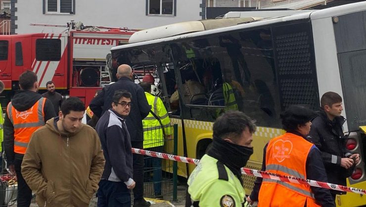İETT otobüsü ile tramvay çarpıştı: Yaralılar var