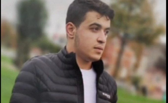 İstanbul’a geldiği gün bıçaklı hücuma uğrayan genç hayatını kaybetti